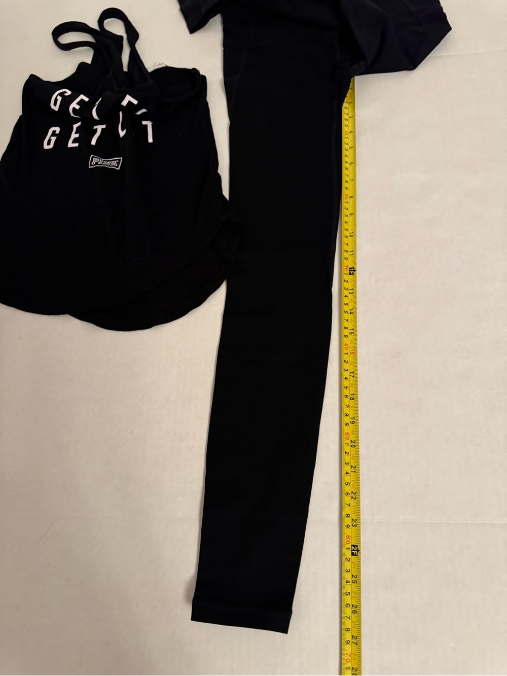 Victoria’s Secret PINK Tank + GapFit Leggings Workout Set - Size XS - Picture 8 of 9